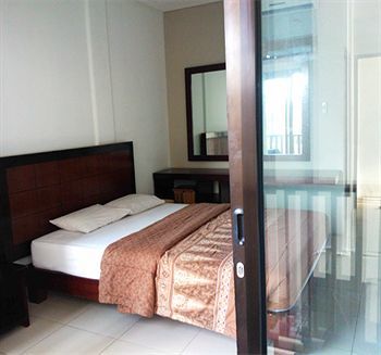 Kubu Hotel Kuta  Exterior photo