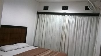 Kubu Hotel Kuta  Exterior photo